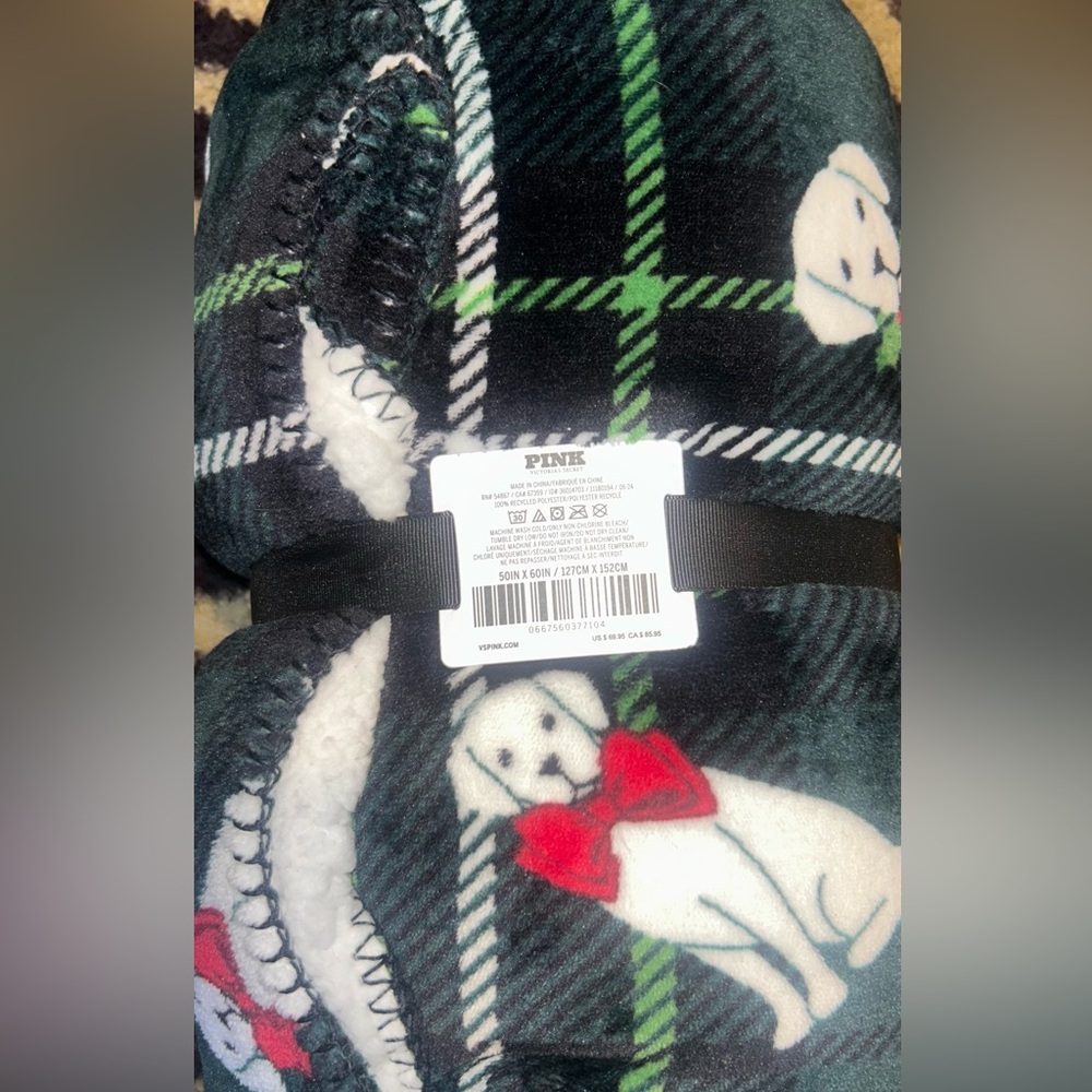 PINK Victoria's Secret Black and Green Plaid Dog Blanket - Picture 4 of 4